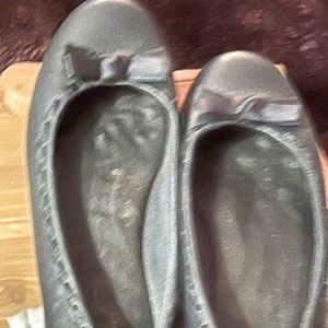 Walking Cradles blue flat